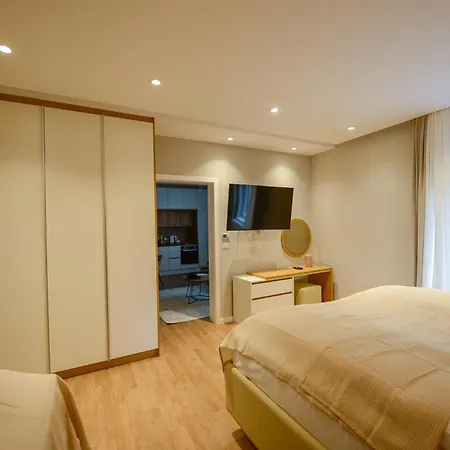 Apartment Luxury House Center